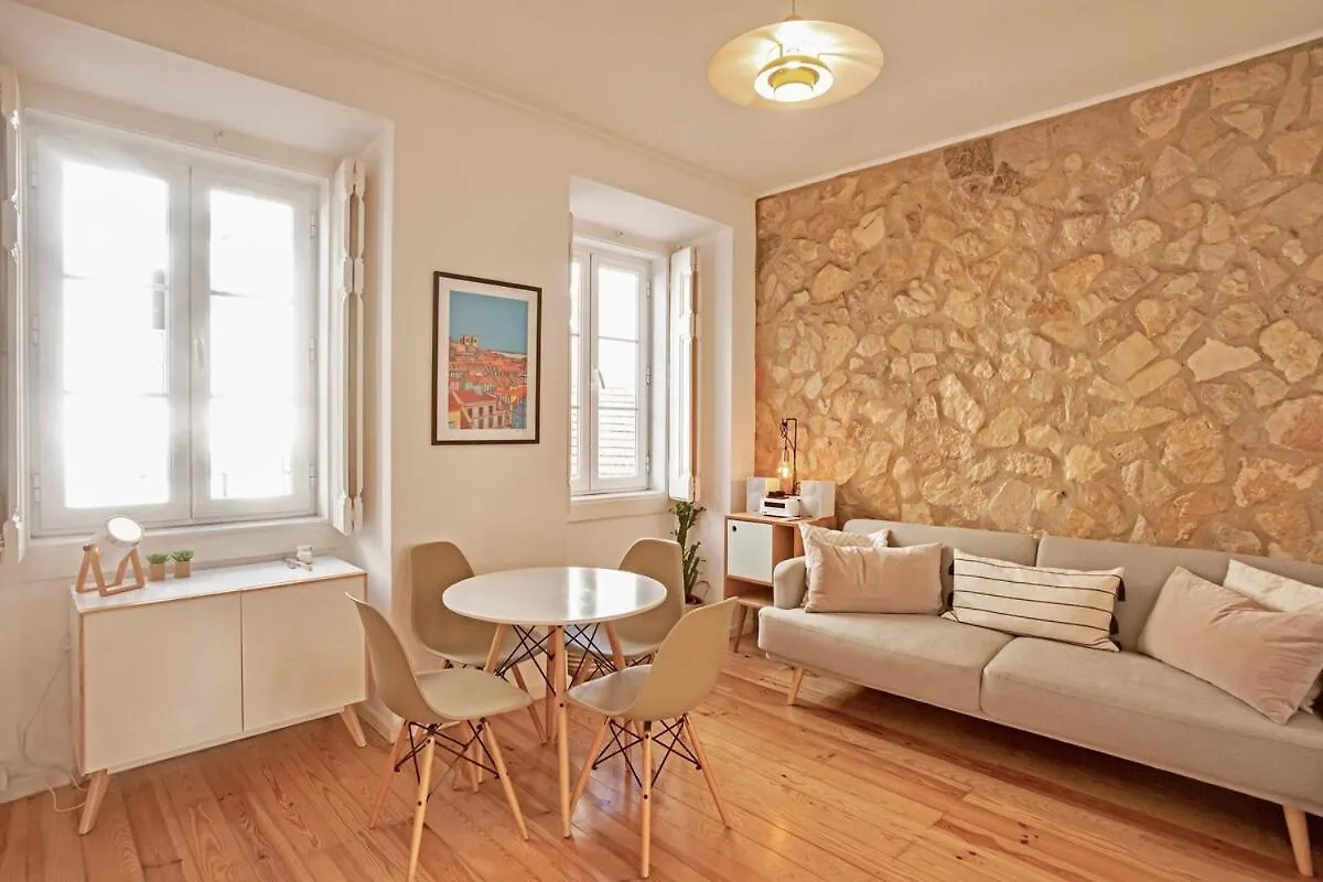 Renovated Cosy 1Bedroom Apartment In Santos Lisbon 0*,